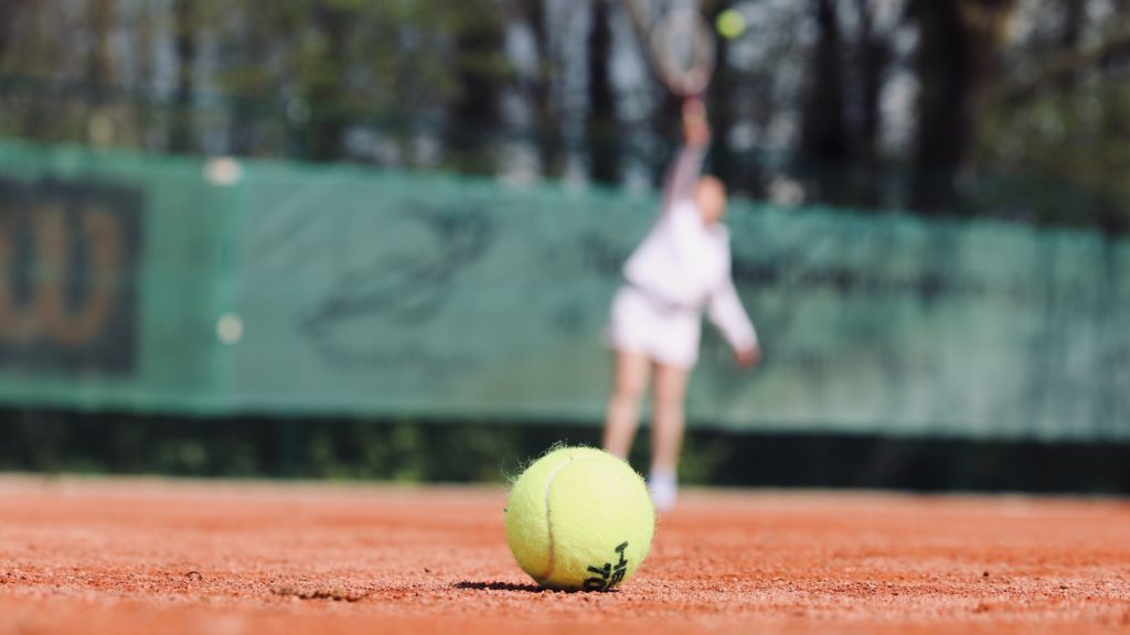 How to Treat Tennis Elbow